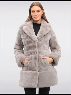 Women's  Silver Gray Plush Faux Fur Coat